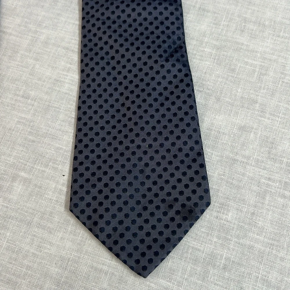 🌞 Banana Republic gray Tie w/black polka dots Made in Italy men one size